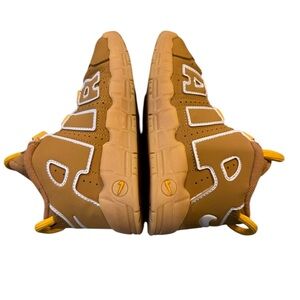 Nike Kids Sneakers in Brown and Yellow